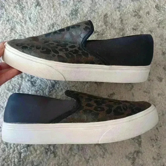 Reebok Memory Tech 365 Women's Leapord Print Slip On Shoe 9 - Picture 7 of 13